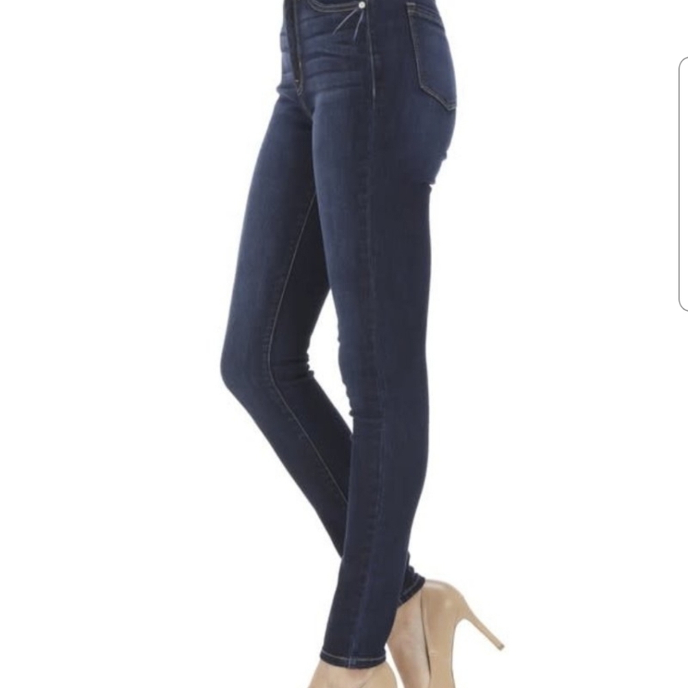 KanCan Curvy Super Skinny Jeans